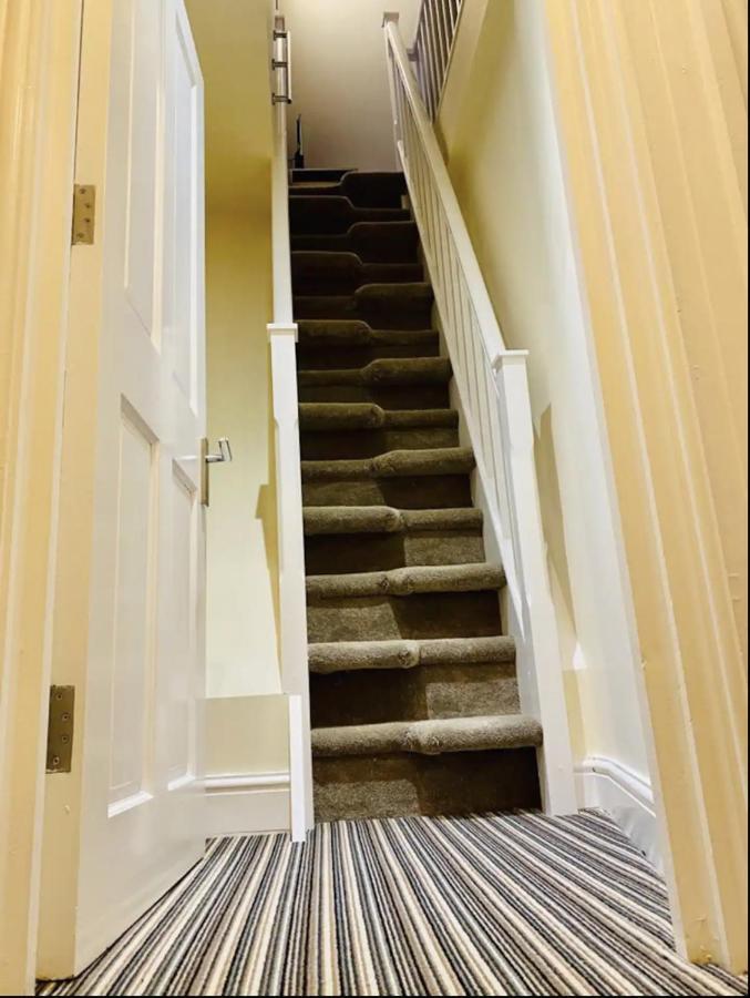 Park Crescent Apartment York Bagian luar foto